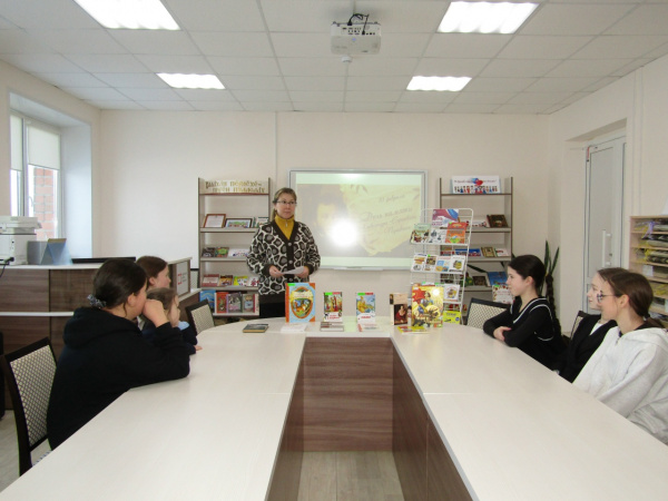 Литературный турнир "Пушкинские сказки помним без подсказки".