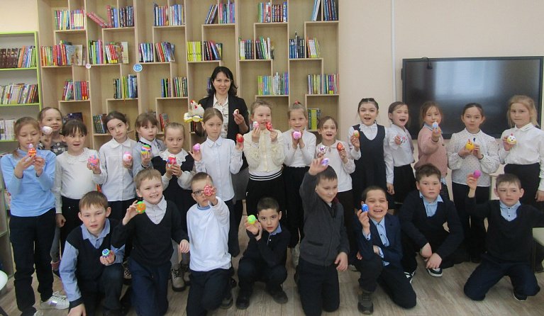 Познавательный час и творческий мастер-класс «Пасхальные узоры»