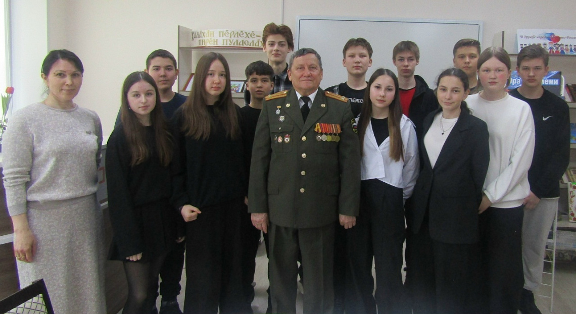 Тематический вечер "Первый космонавт земли"