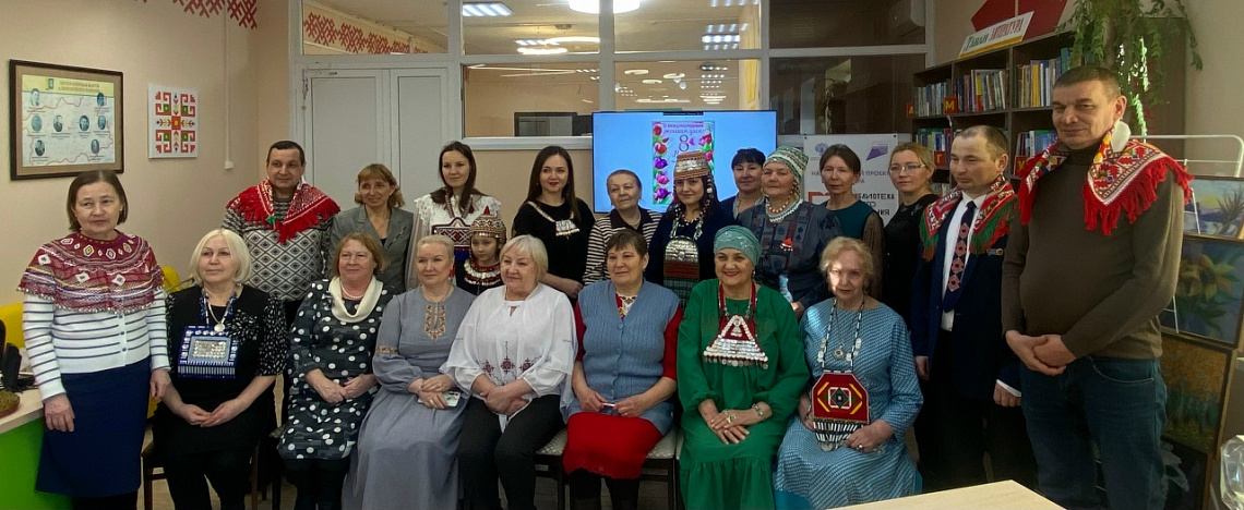 Круглый стол «Женщина – хранительница семейного очага»,